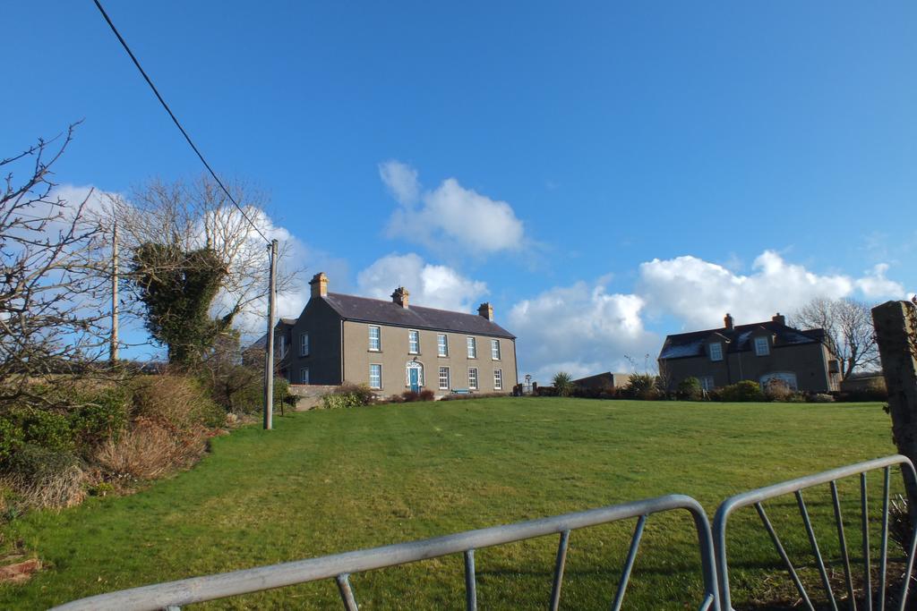 Greyabbey Barnwell Farm Cottages Corn Cottage חדר תמונה